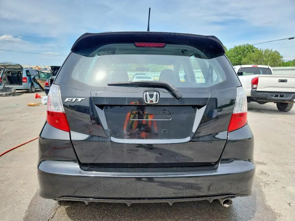 2011 HONDA FIT SPORT  