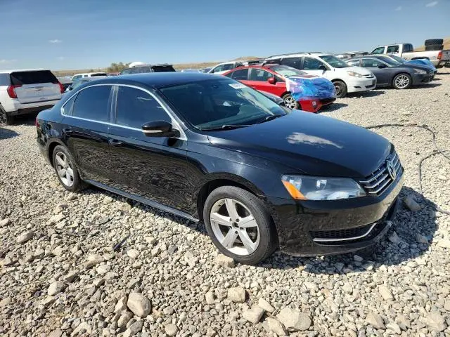 2013 VOLKSWAGEN PASSAT SE  