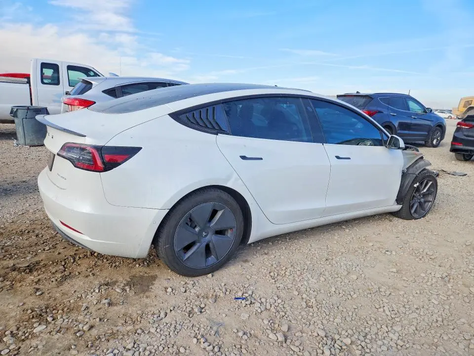 2021 TESLA MODEL 3   