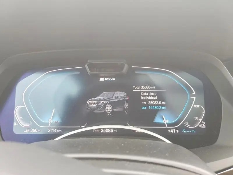 2023 BMW X5   