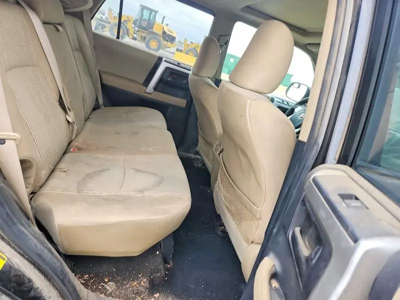2011 TOYOTA 4RUNNER SR5  