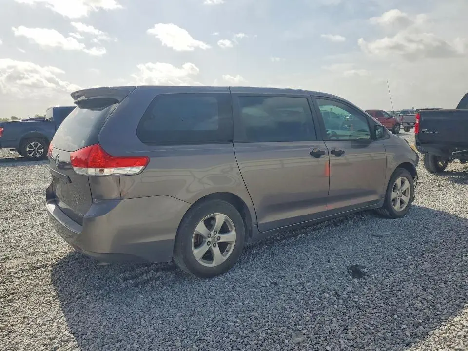 2012 TOYOTA SIENNA BASE 7-PASSENGER  