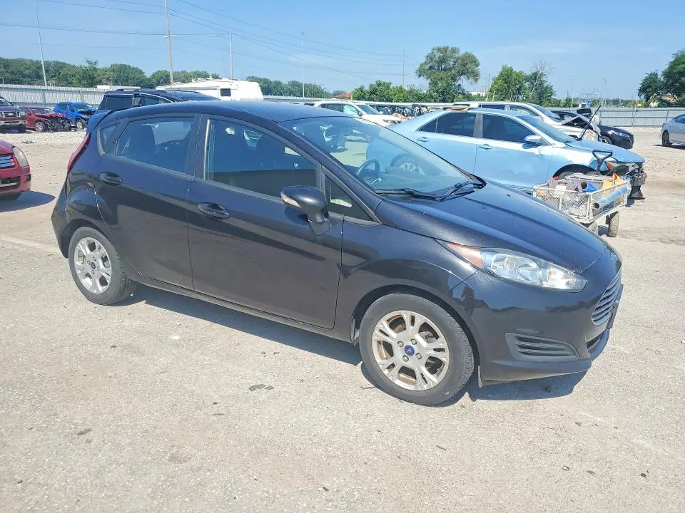 2015 FORD FIESTA SE  