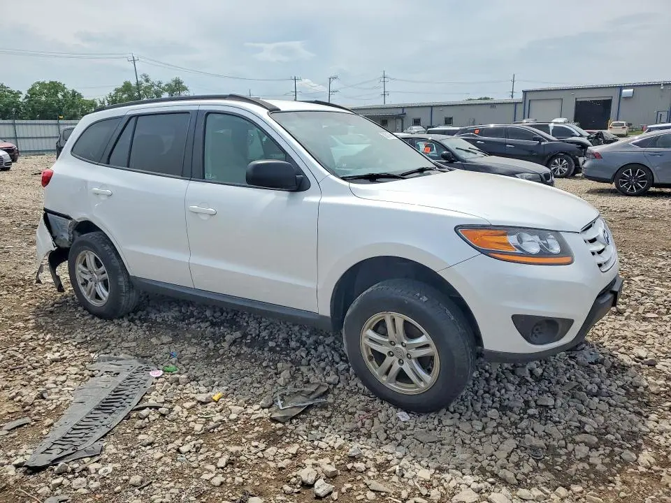 2011 HYUNDAI SANTA FE   