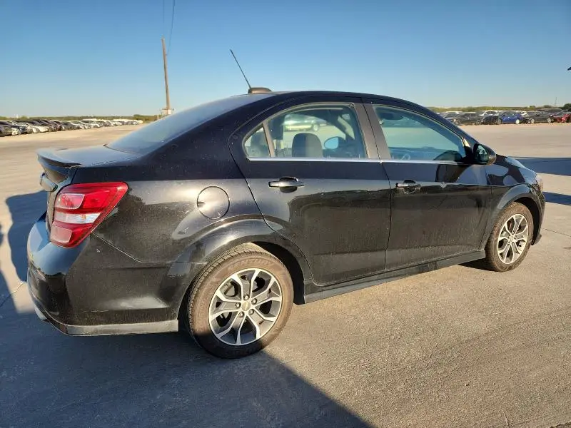 2017 CHEVROLET SONIC LT  