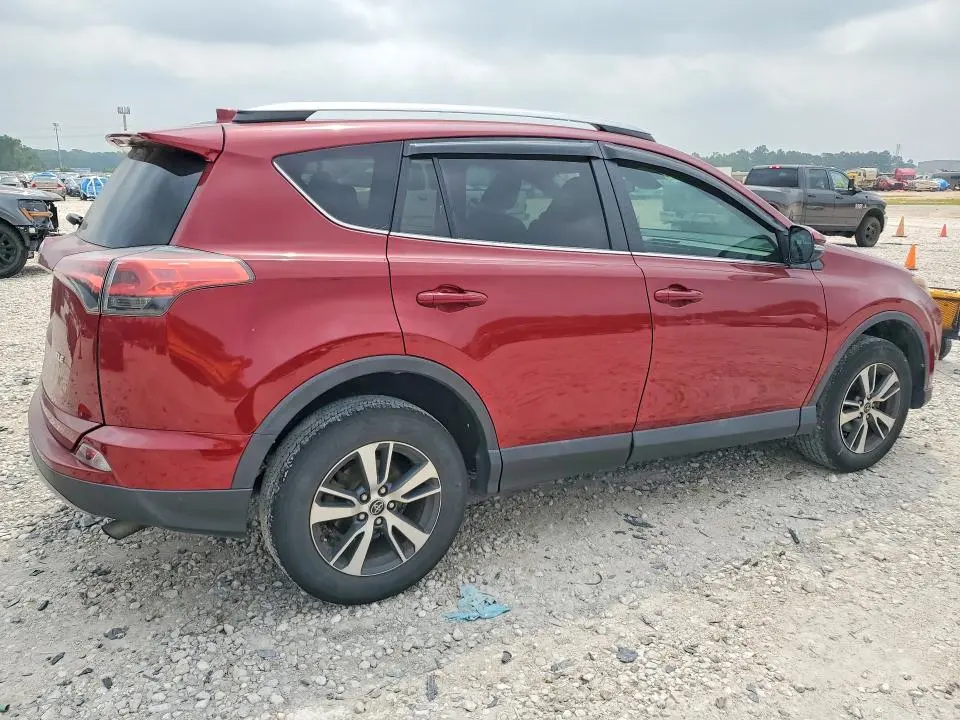 2018 TOYOTA RAV4 XLE  