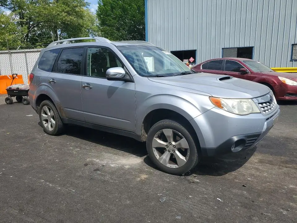 2013 SUBARU FORESTER TOURING  