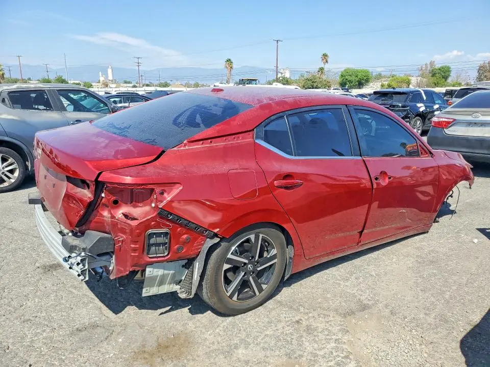 2025 NISSAN SENTRA SV  