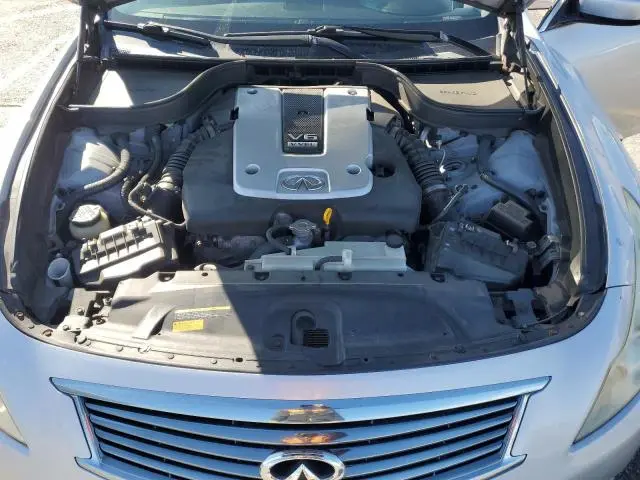 2011 INFINITI G37   