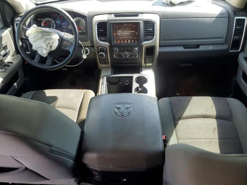 2013 RAM 1500 SLT  