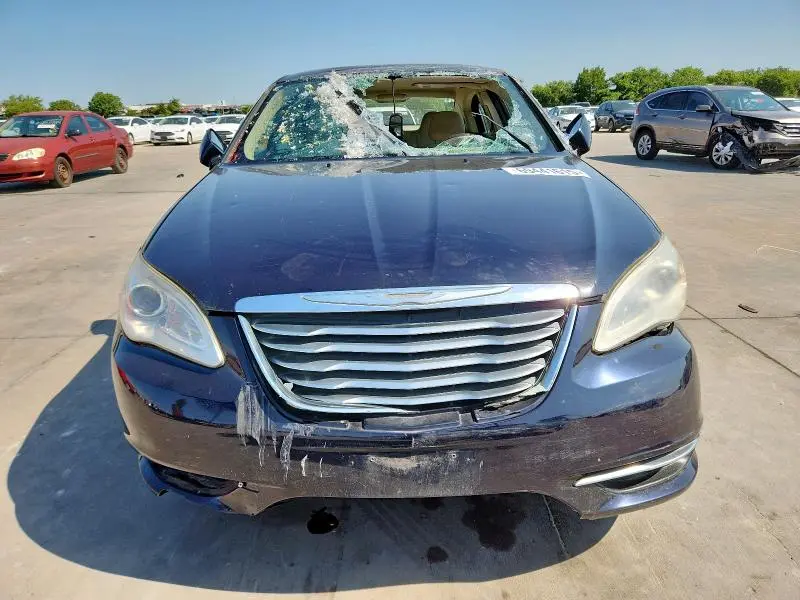 2012 CHRYSLER 200 LX  