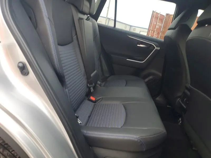 2025 TOYOTA RAV4 XSE  