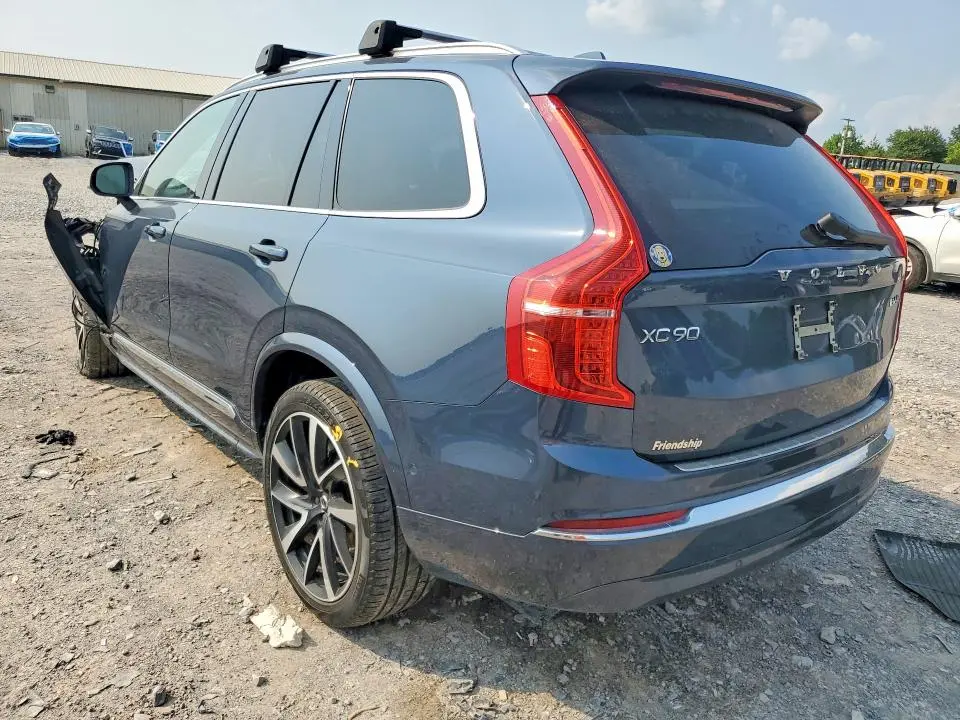 2023 VOLVO XC90 PLUS  
