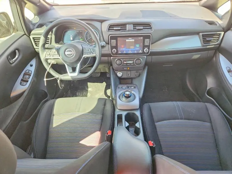 2024 NISSAN LEAF S  