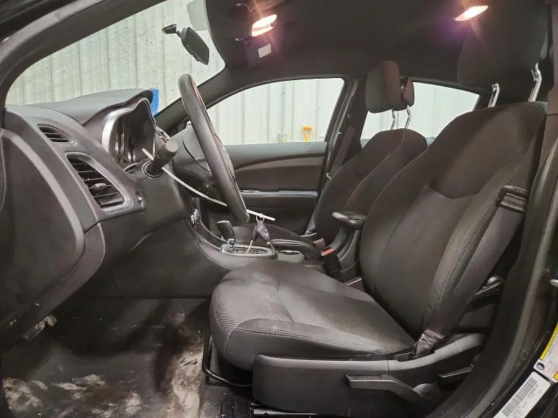 2014 DODGE AVENGER SE  