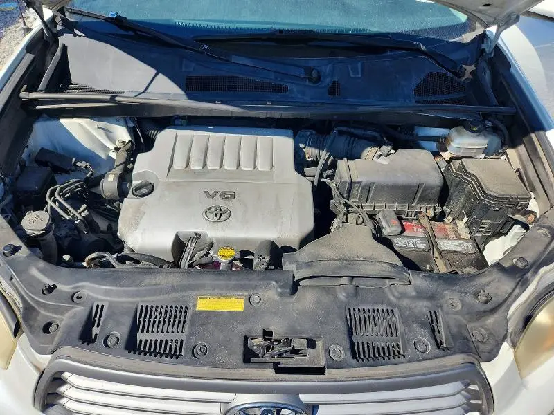 2010 TOYOTA HIGHLANDER BASE  