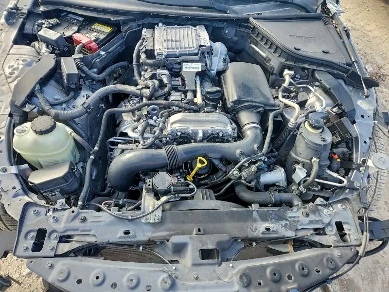 2017 INFINITI Q60 BASE  