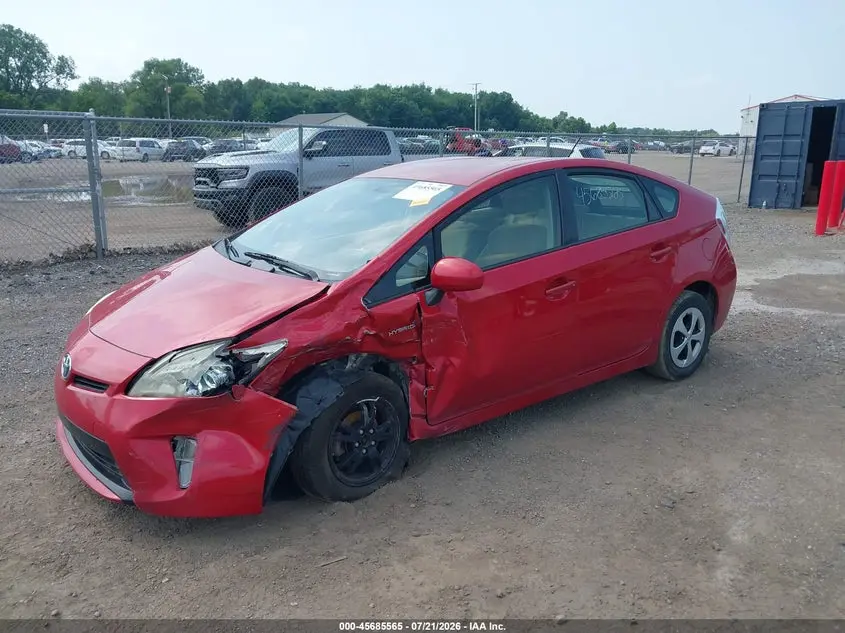 2013 TOYOTA PRIUS THREE