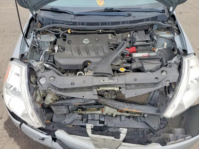 2011 NISSAN VERSA   