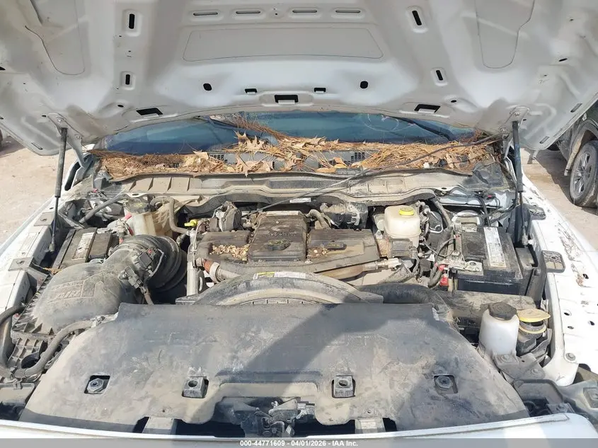 2018 RAM 2500 TRADESMAN  4X4 8' BOX