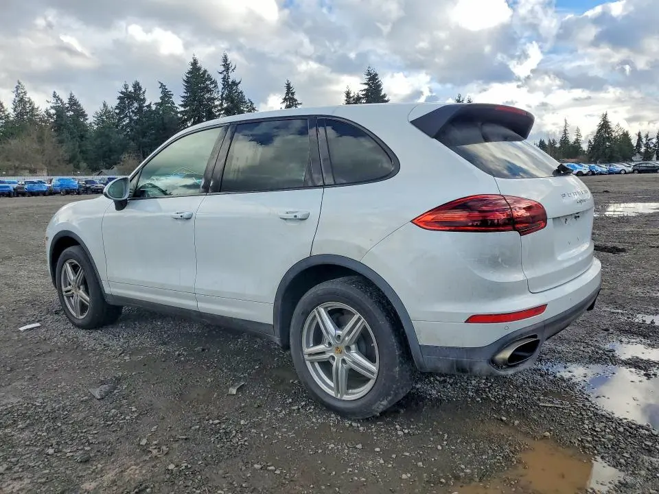 2016 PORSCHE CAYENNE   