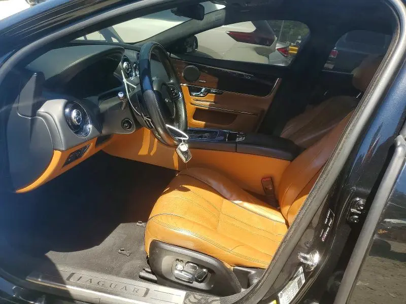 2013 JAGUAR XJ   