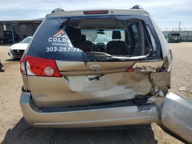 2010 TOYOTA SIENNA CE  