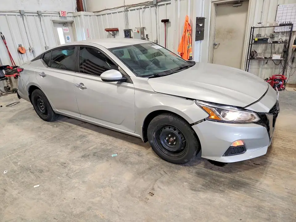 2020 NISSAN ALTIMA S  