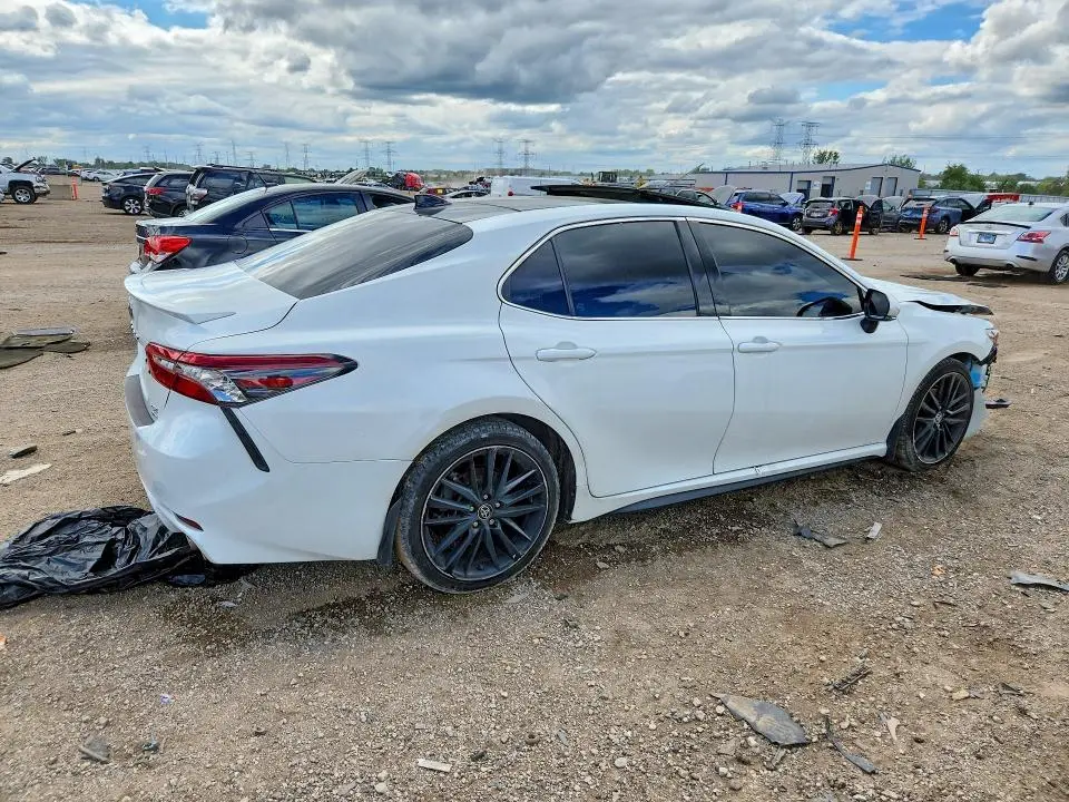 2023 TOYOTA CAMRY XSE  