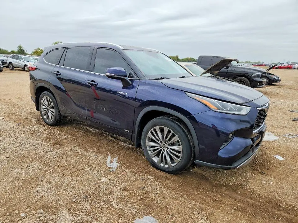 2020 TOYOTA HIGHLANDER HYBRID PLATINUM  