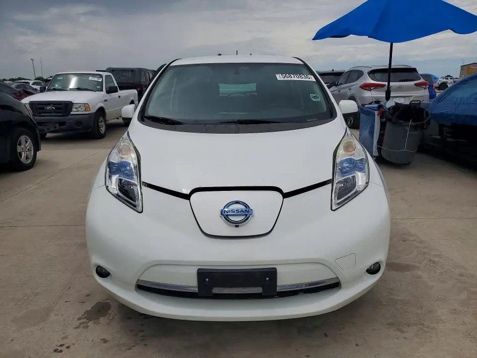 2015 NISSAN LEAF SL  
