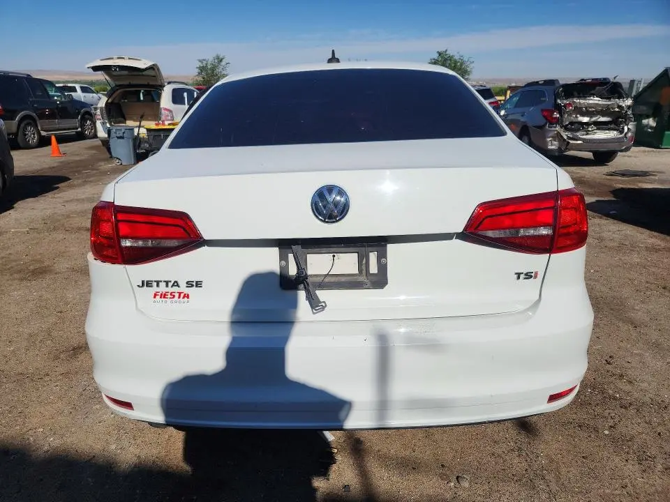 2015 VOLKSWAGEN JETTA SE  
