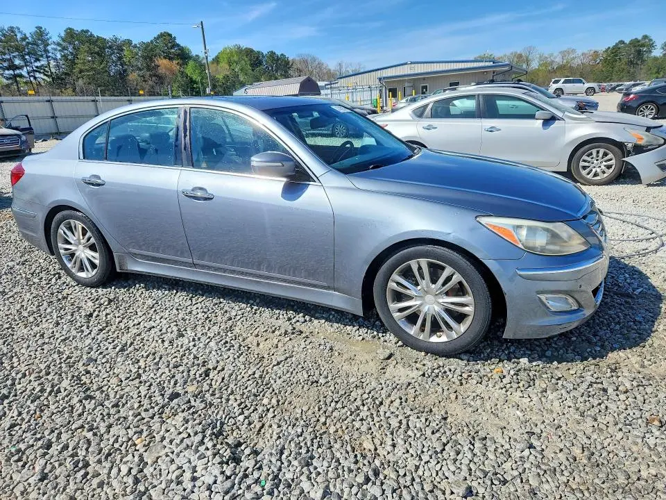2013 HYUNDAI GENESIS 3.8L  