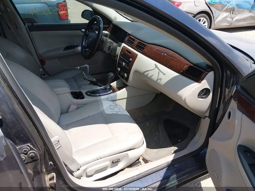 2011 CHEVROLET IMPALA LT