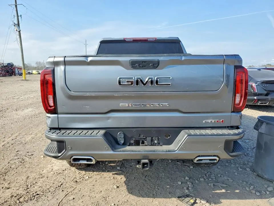 2021 GMC SIERRA K1500 AT4  