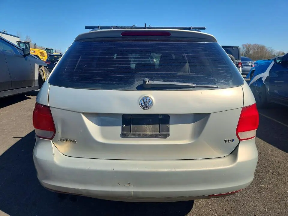 2011 VOLKSWAGEN JETTA TDI  
