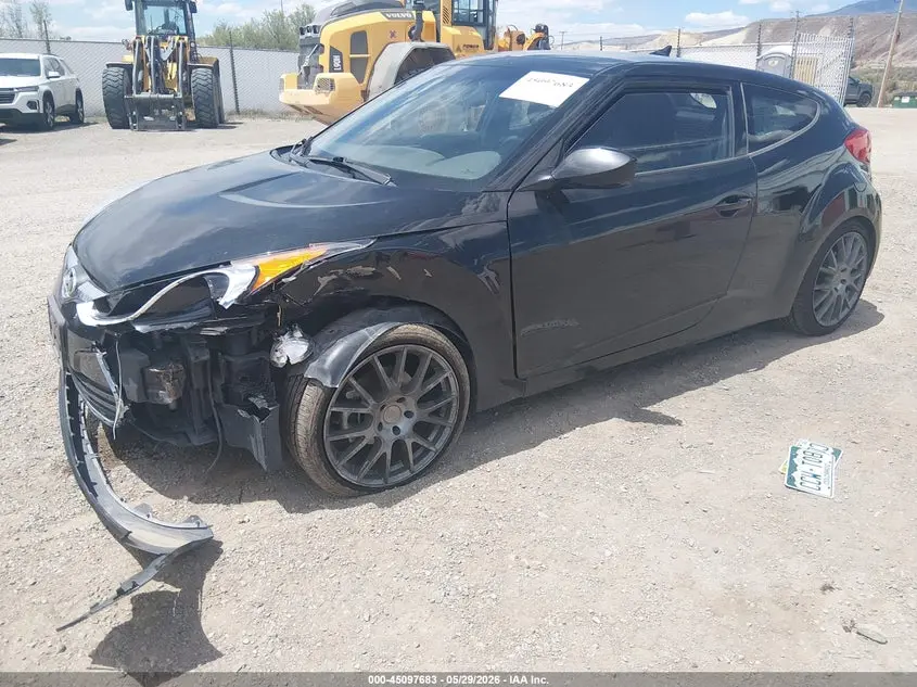 2017 HYUNDAI VELOSTER VALUE EDITION
