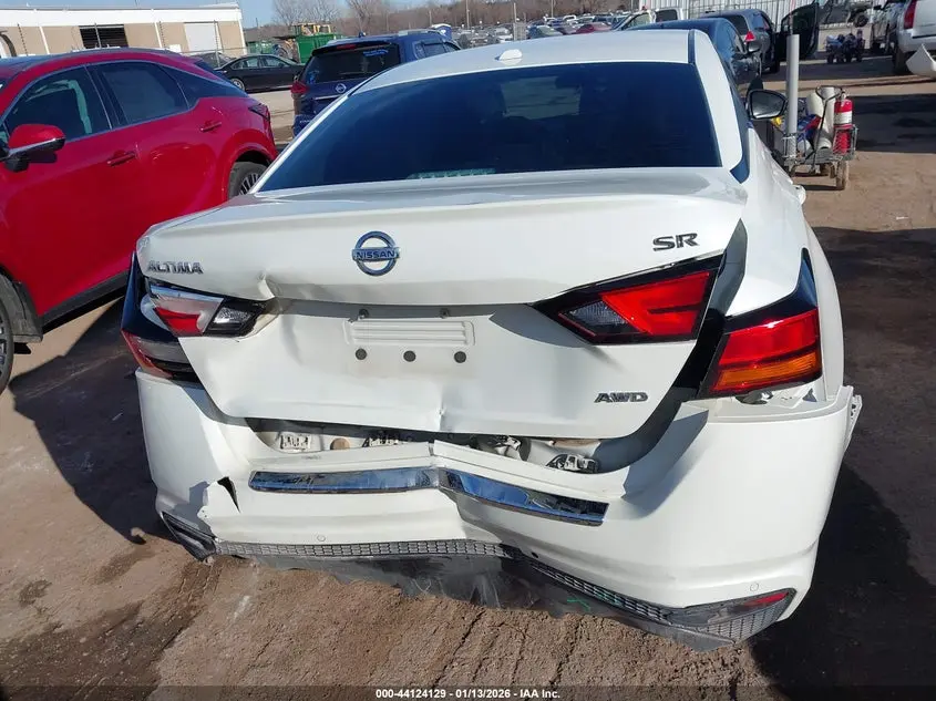 2021 NISSAN ALTIMA SR INTELLIGENT AWD