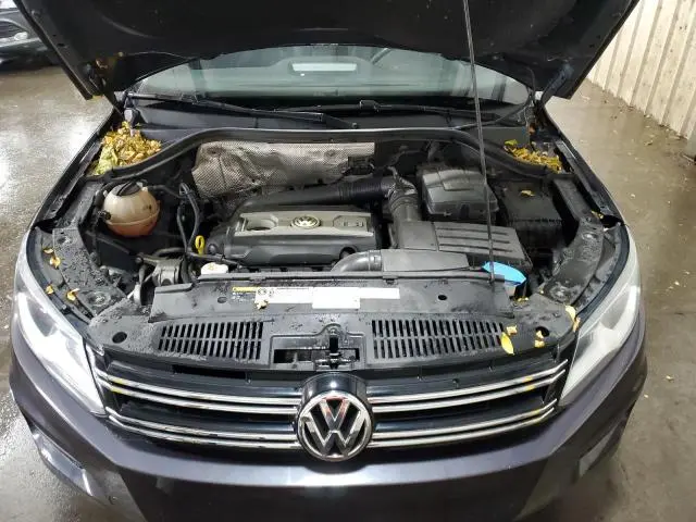 2016 VOLKSWAGEN TIGUAN S  
