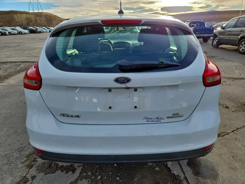 2016 FORD FOCUS SE  