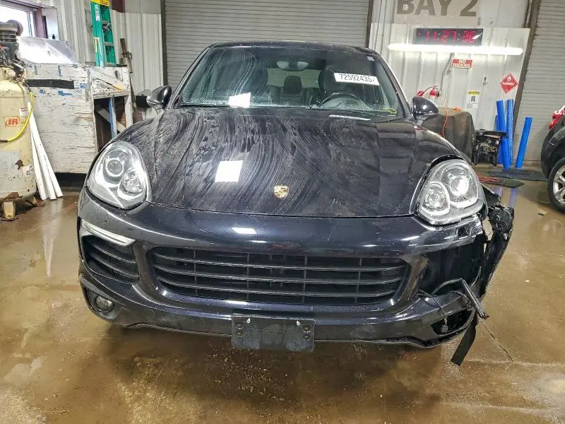 2018 PORSCHE CAYENNE   