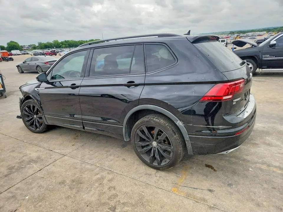 2021 VOLKSWAGEN TIGUAN SE  