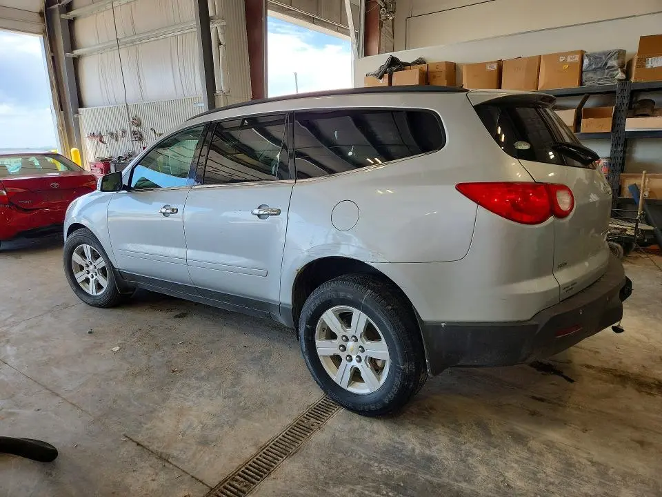 2011 CHEVROLET TRAVERSE LT  