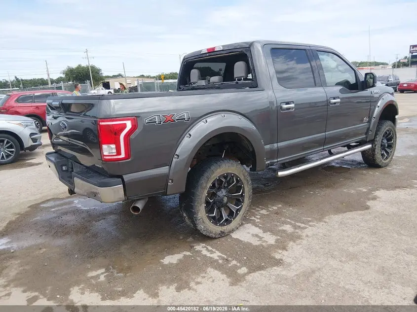 2015 FORD F-150 XLT