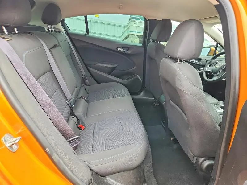 2017 CHEVROLET CRUZE   