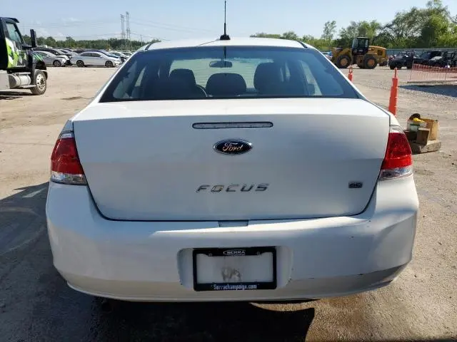 2010 FORD FOCUS SE  