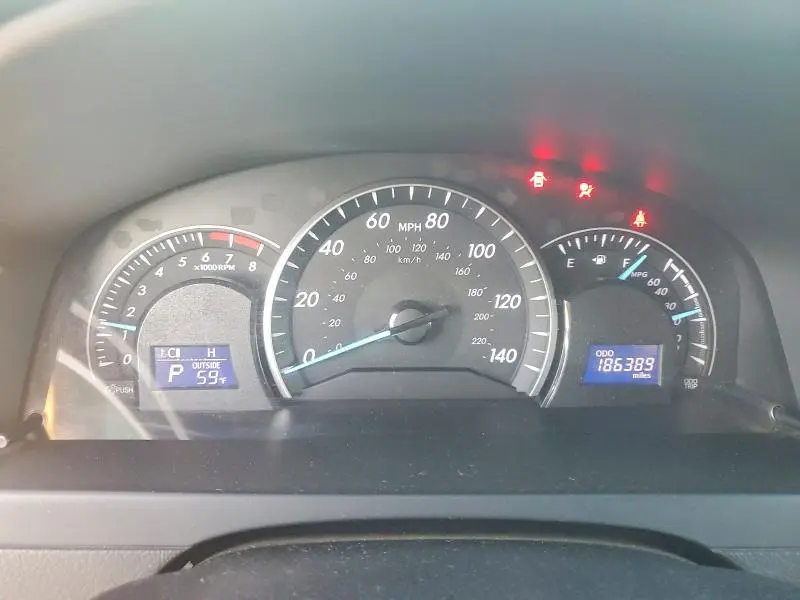 2015 TOYOTA CAMERY   
