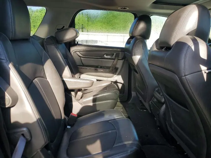 2016 GMC ACADIA SLT-1  