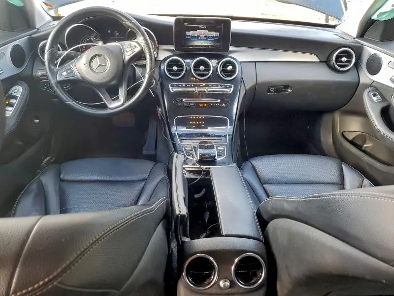 2016 MERCEDES-BENZ C 300  