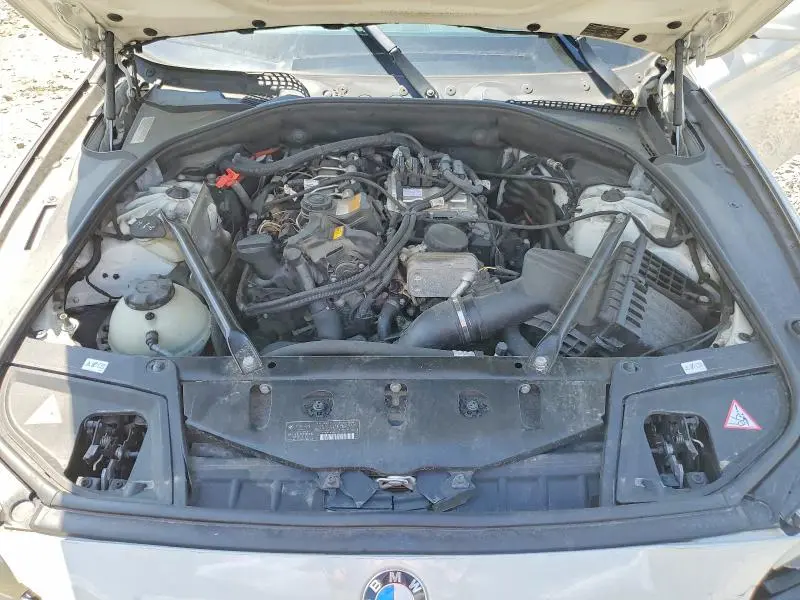 2013 BMW 528 XI  